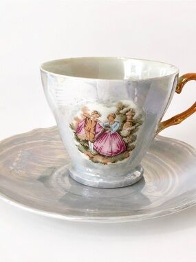 Vintage Lusterware Teacup & Saucer Set – Japan – Courting Couple Scene Pearlized